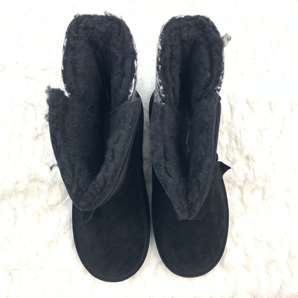 BearPaw Black Geneva Suede Boots NWT - Picture 7 of 8